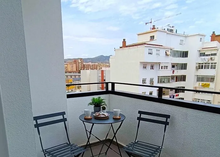 Piso Nuevo La Princesa Centro Y Playa * Màlaga